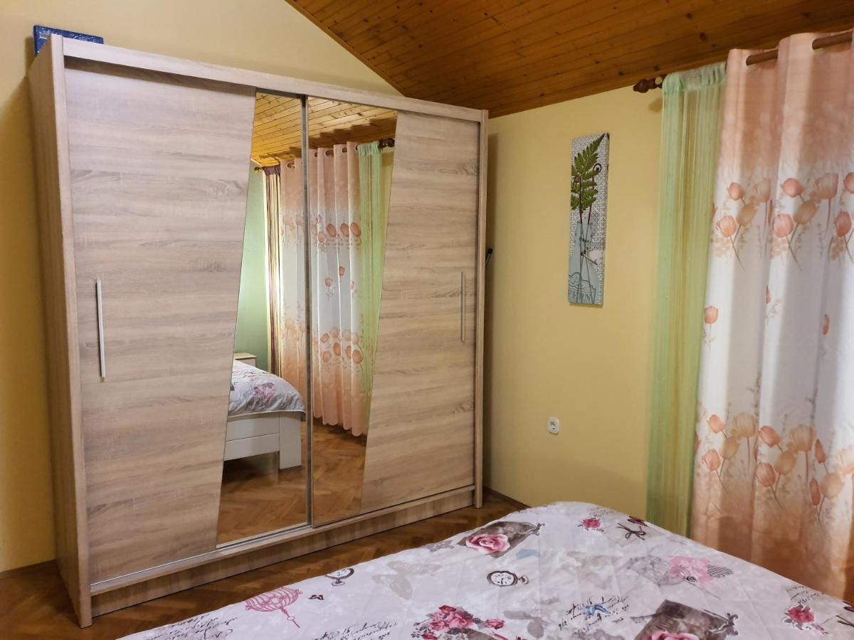 Diana Apartman Brseč Exterior foto