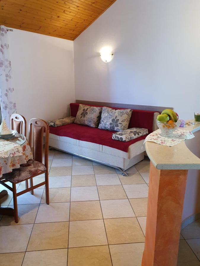 Diana Apartman Brseč Exterior foto