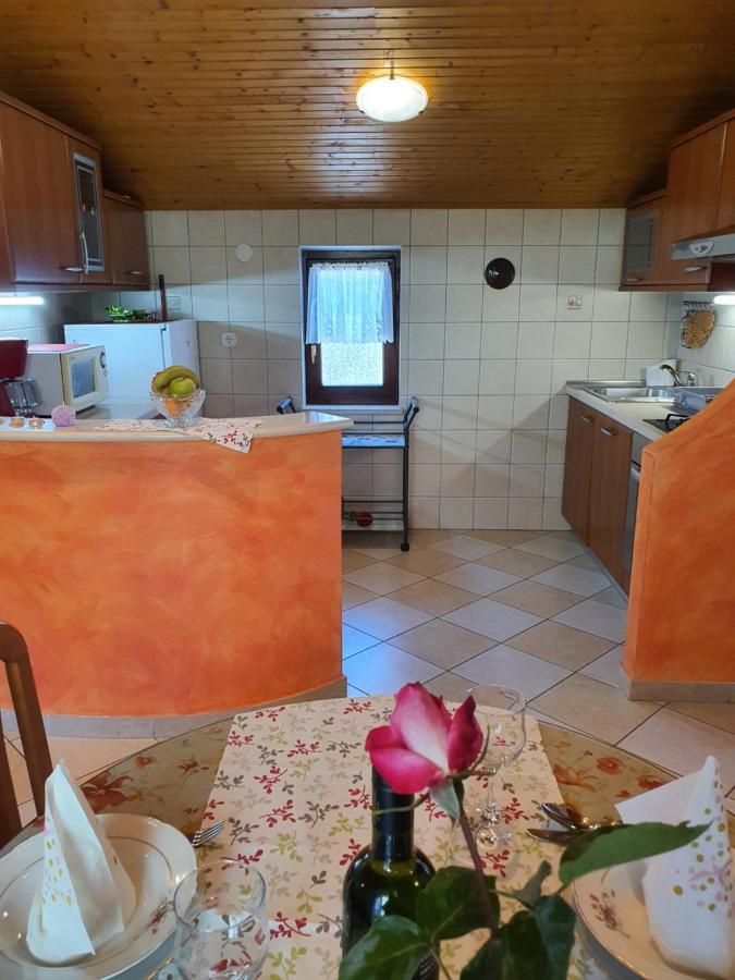 Diana Apartman Brseč Exterior foto